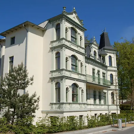 Waldschloss App 11