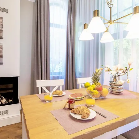 Waldschloss App 11 塞巴特黑灵斯多夫